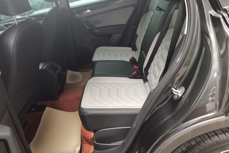 Used Volkswagen Tayron 2024 300TSI Two-Wheel-Drive Luxury Plus Advanced Version