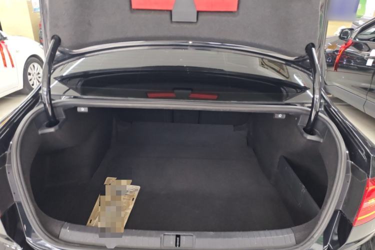 Used Volkswagen Magotan 2019 330TSI DSG Leading Model China VI Standard
