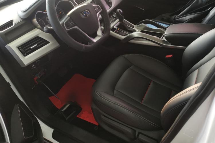 Used Geely Auto Emgrand X7 Sport 2018 1.8TD Automatic Two-Wheel Drive Zhiya Model
