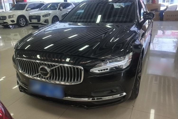 Used Volvo S90 2025 B5 Zhiya Luxury Edition
