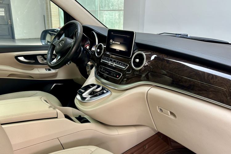 Used Mercedes-Benz V-Class 2018 V 260 Prestige Edition China V
