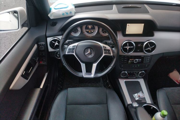 Used Mercedes-Benz GLK-Class 2015 GLK 260 4MATIC Fashion Edition Ultimate Version
