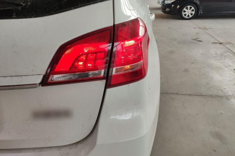 Used Haval H2 2018 1.5T Dual-Clutch Two-Wheel Drive Fashion Model China VI Standard