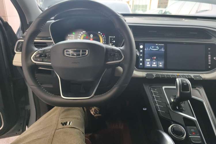 Used Geely Auto Emgrand X7 Sport 2022 Boyue X 1.8TD DCT ZhiZun Edition
