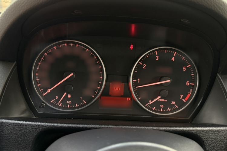 Used BMW X1 2015 sDrive18i Leading Edition