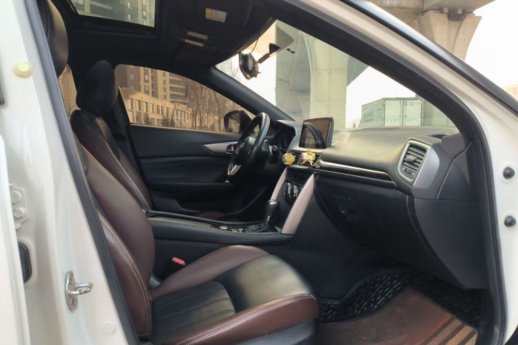 Used Mazda CX-4 2016 2.0L Automatic 2WD Blue Sky Dynamic Edition
