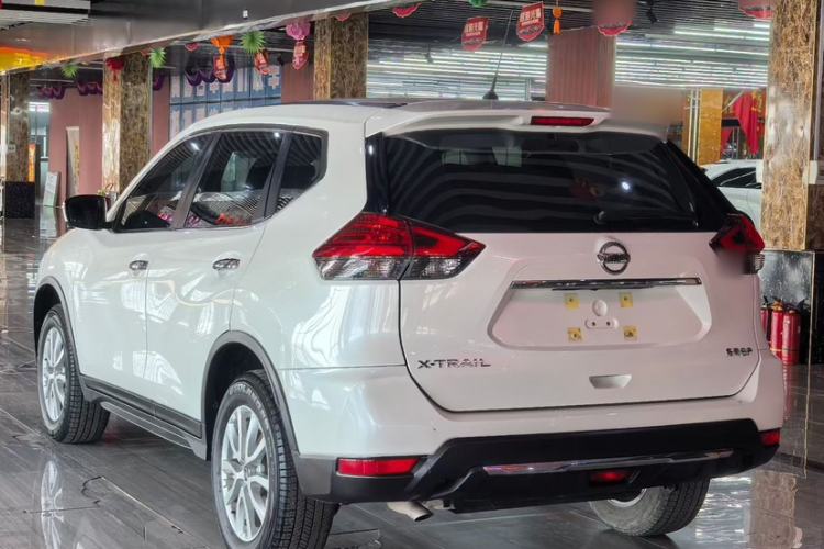 Used Nissan X-Trail 2023 Classic 2.0L Two-Wheel Drive Smart Connect Premium Edition