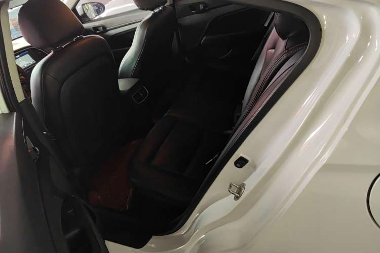 Used Hyundai Elantra 2018 1.4T Dual-Clutch Xuan Dong · Dynamic Edition