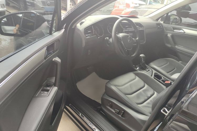 Used Volkswagen Tiguan L 2018 Facelift 330TSI Automatic Two-Wheel Drive Luxury Edition
