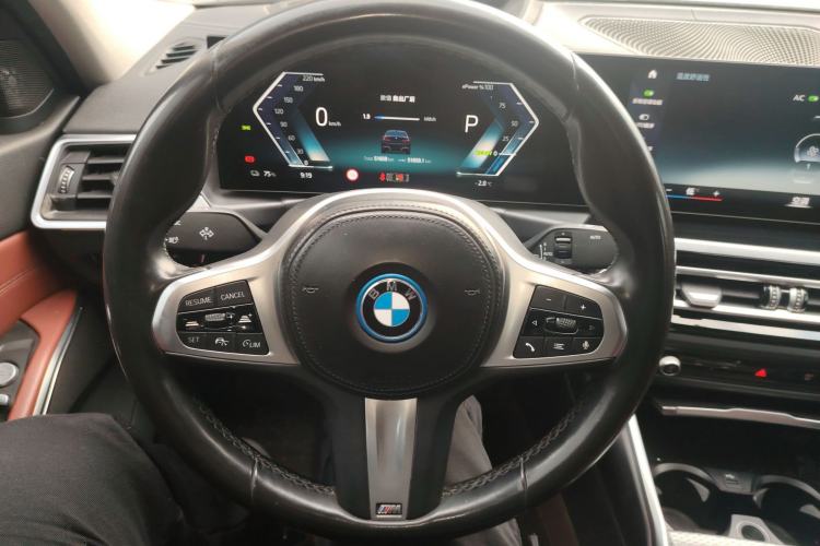 Used BMW i3 2023 eDrive 40 L Midnight Sports Package
