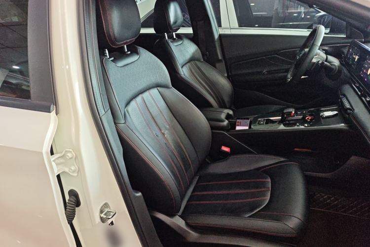 Used GAC Trumpchi EMPOW 2023 270T DCT J16 Version