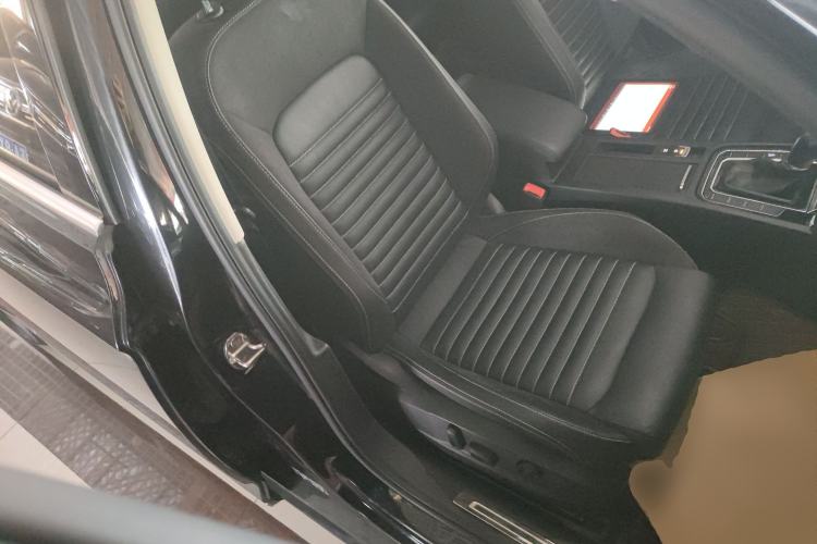 Used Volkswagen Magotan 2020 330TSI DSG Leading Model
