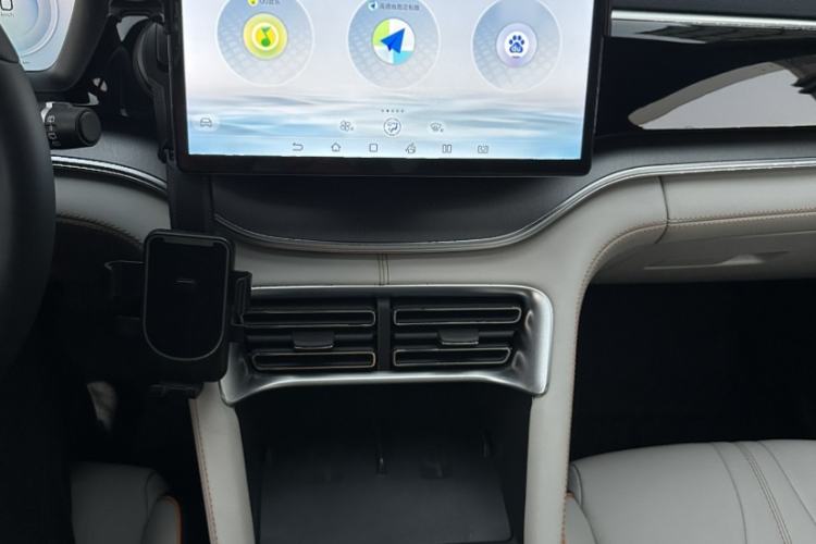 Used BYD Song PLUS New Energy 2024 Honor Edition EV 520km Premium Model