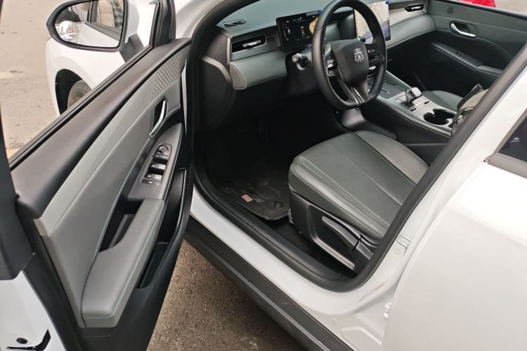 Used BYD Qin PLUS 2025 DM-i Smart Drive 55KM Leading Model
