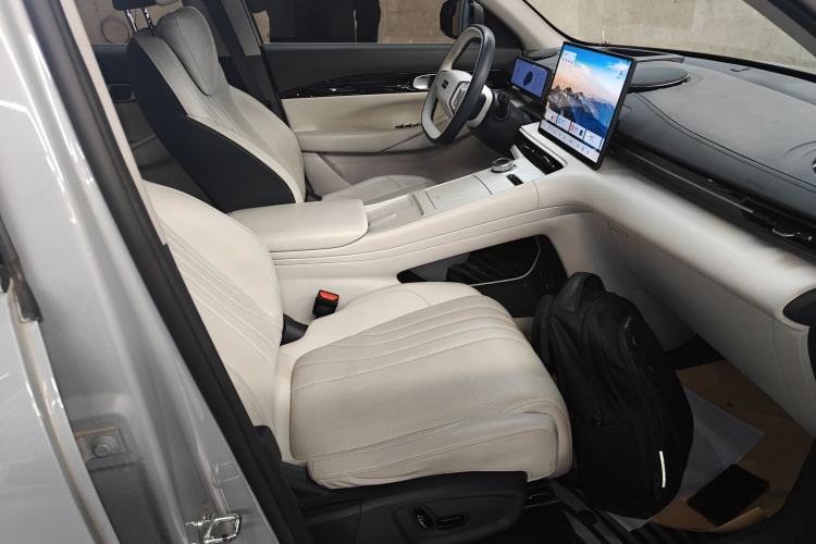 Used  E5 2024 530km Starship Edition
