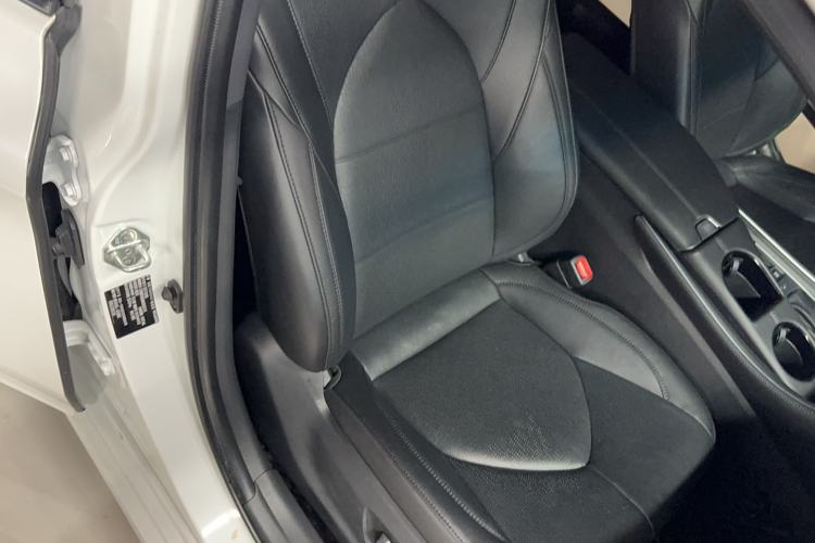 Used Toyota Avalon 2022 2.0L Luxury Edition
