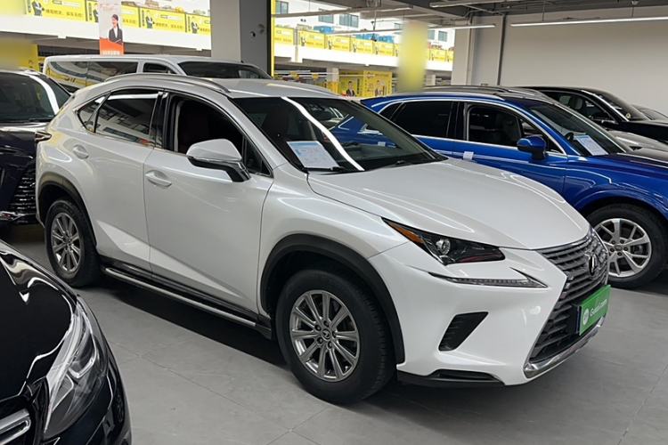 Used Lexus NX 2017 200 Front-Wheel-Drive X-Trail SE Edition
