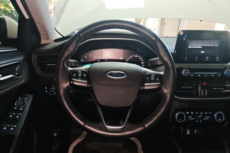 Used Ford Focus 2020 Sedan EcoBoost 180 Automatic Trend Edition
