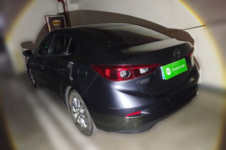 Used Mazda Mazda 3 Axela 2017 Sedan 1.5L Automatic Luxury Model China VI Standard