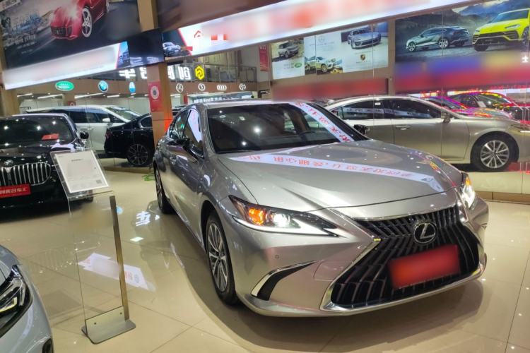 Used Lexus ES 2023 200 Excellence Edition