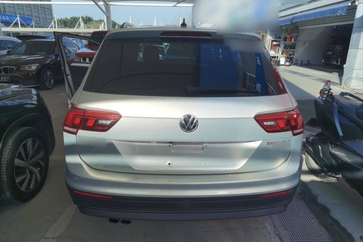 Used Volkswagen Tiguan L 2017 330TSI Automatic Two-Wheel Drive Luxury Edition
