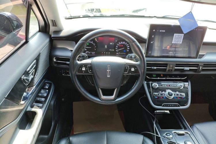 Used Lincoln Corsair 2021 2.0T Two-Wheel Drive Deluxe Edition
