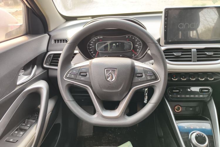 Used Baojun 510 2017 1.5L Automatic Fashion Model
