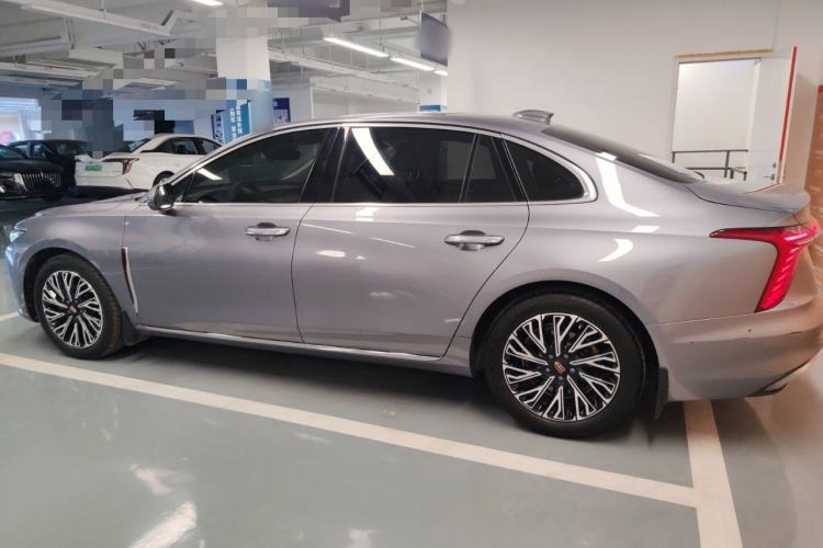 Used Hongqi H5 2024 2.0T Automatic Smart Connect Flagship Edition

