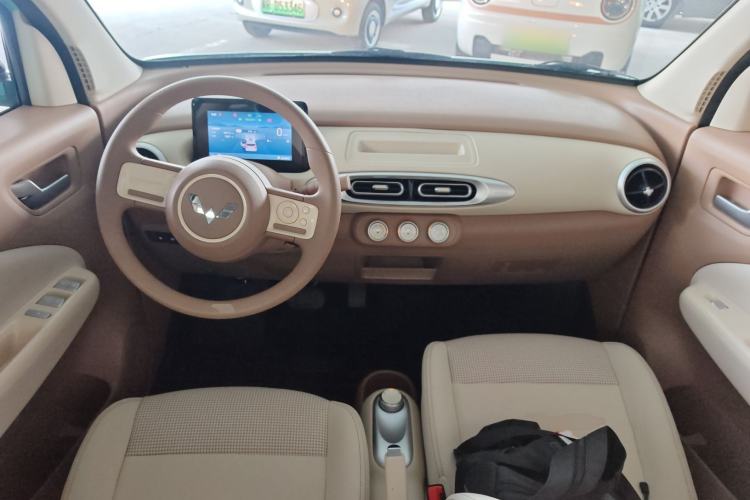 Used Wuling Hongguang MINIEV 2025 Four-Door Version Advanced Edition
