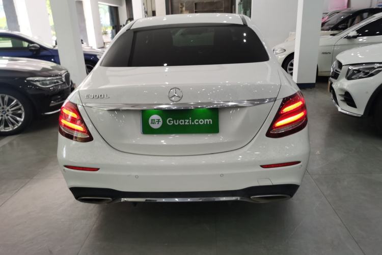 Used Mercedes-Benz E-Class 2016 E 300 L Sporty and Stylish Model