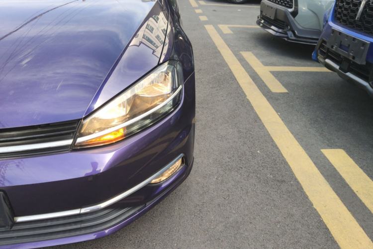 Used Volkswagen Golf 2020 Zhiai Edition 200TSI DSG Comfortable & Ambitious Version