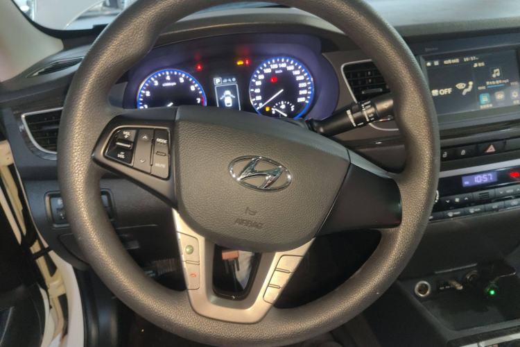 Used Hyundai Mistra 2016 1.6T Automatic Smart GLS
