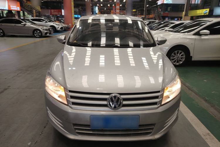 Used Volkswagen Santana 2015 1.6L Manual Fashion Edition
