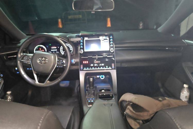 Used Toyota Avalon 2019 Dual-Engine 2.5L Luxury Edition China VI Standard
