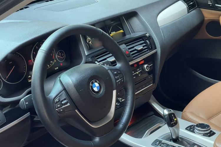 Used BMW X3 2014 xDrive28i Leading Model