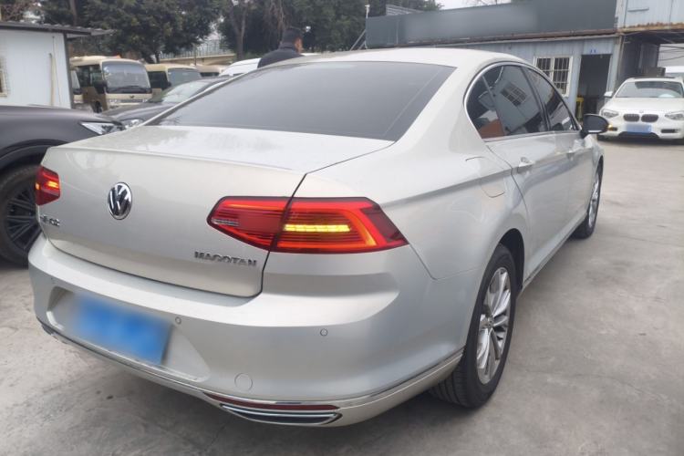 Used Volkswagen Magotan 2017 330TSI DSG Luxury Model
