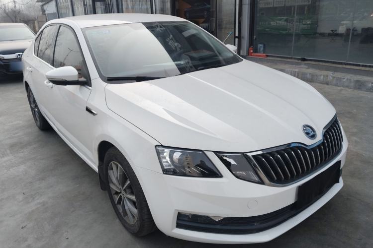 Used Skoda Octavia 2019 1.5L Manual SmartDrive Comfort Edition China V Standard
