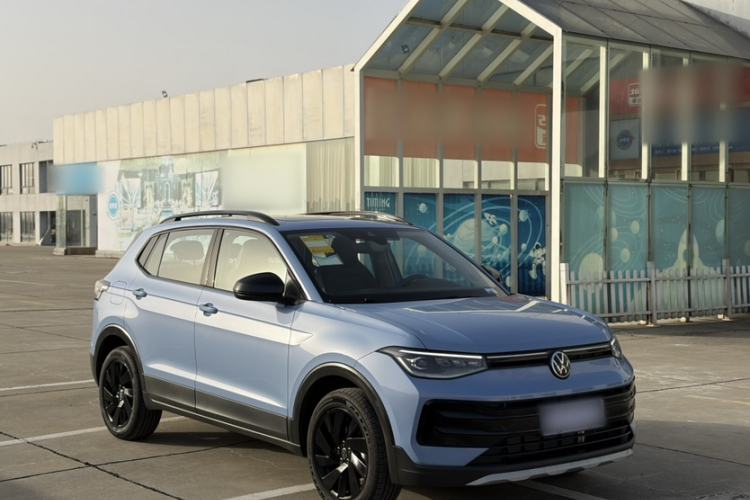 Used Volkswagen Tharu 2025 NewRui 300TSI Prestige Edition
