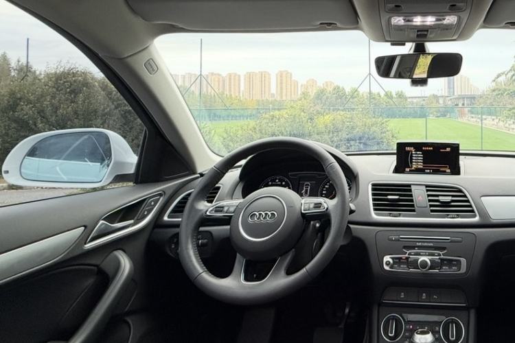 Used Audi Q3 2018 30th Anniversary Edition 30 TFSI Fashion Model