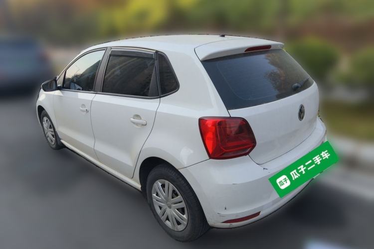 Used Volkswagen Polo 2016 1.4L Manual Fashion Model
