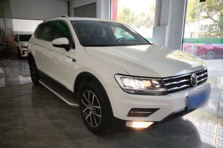 Used Volkswagen Tiguan L 2017 330TSI Automatic Two-Wheel Drive Luxury Edition
