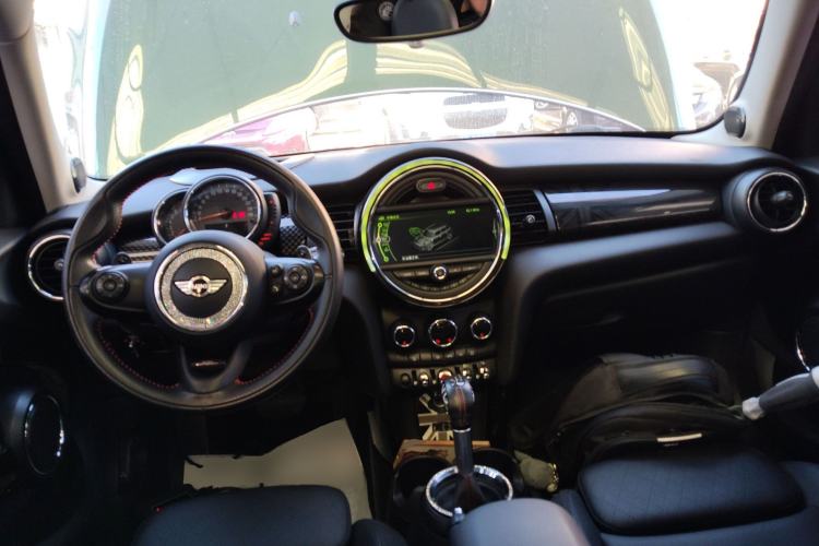 Used  MINI 2016 2.0T COOPER S Pioneer Edition Five-Door Model
