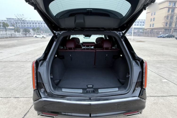 Used Cadillac XT5 2025 2.0T Platinum Edition
