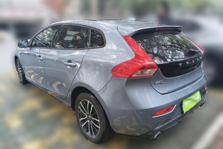 Used Volvo V40 2018 T3 Zhiyi Edition
