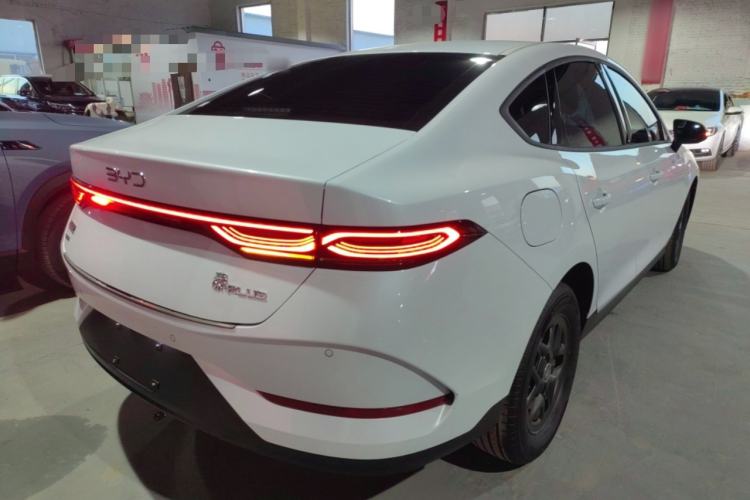 Used BYD Qin PLUS 2025 DM-i Smart Drive 55KM Leading Model
