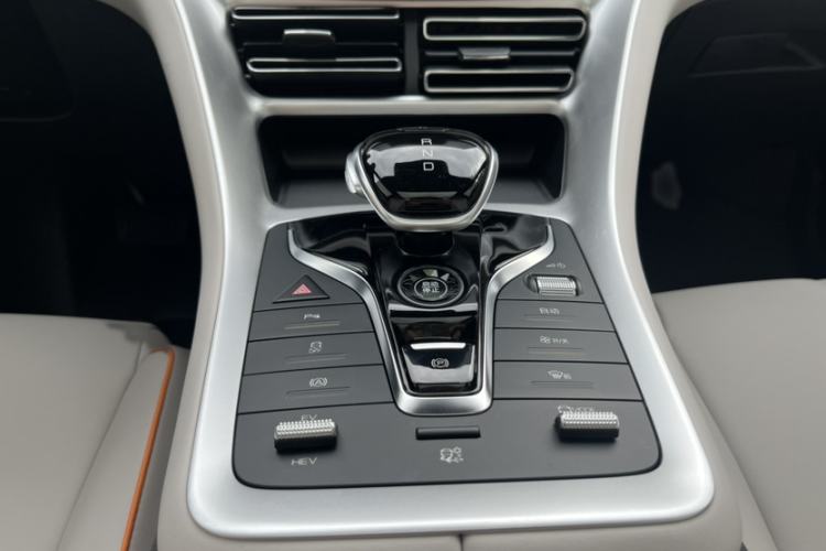 Used BYD Song Pro New Energy 2023 Champion Edition DM-i 71KM Beyond Model
