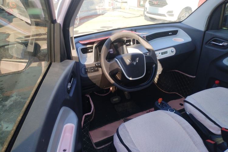 Used Wuling Hongguang MINIEV 2021 Macaron Fashion Model Lithium Iron Phosphate
