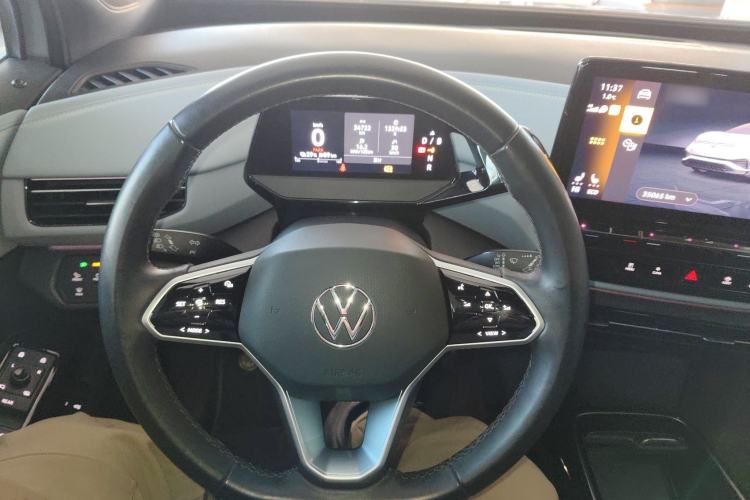 Used Volkswagen ID.4 X 2023 Ultra-Intelligent Long-Range Version