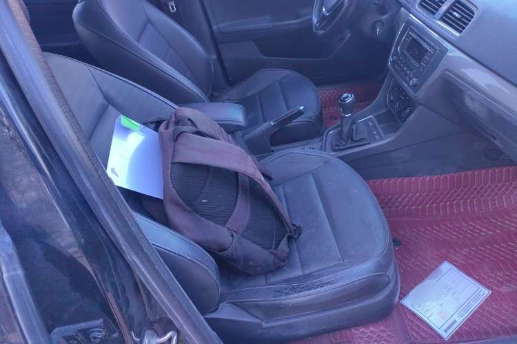 Used Volkswagen Lavida 2015 1.6L Manual Comfort Edition
