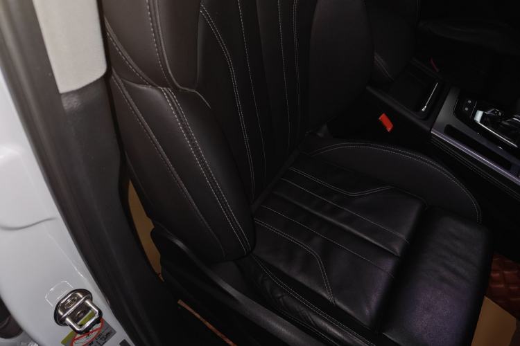 Used Audi Q5L 2022 40T Luxury Dynamic Model
